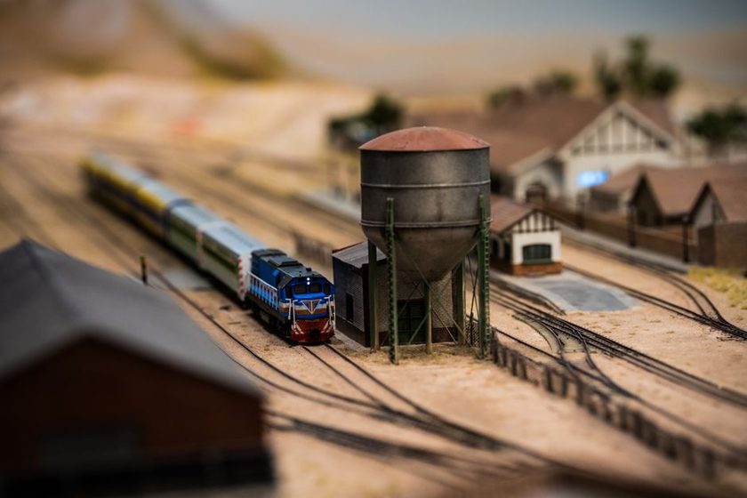 N Scale Versus HO in a Small Room